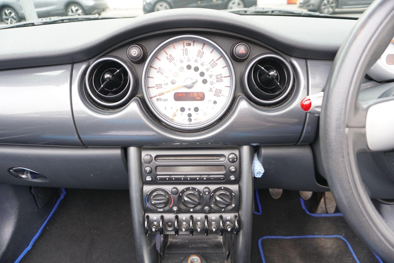 Used MINI Convertible 2008 for sale - 76991643: Photo 15