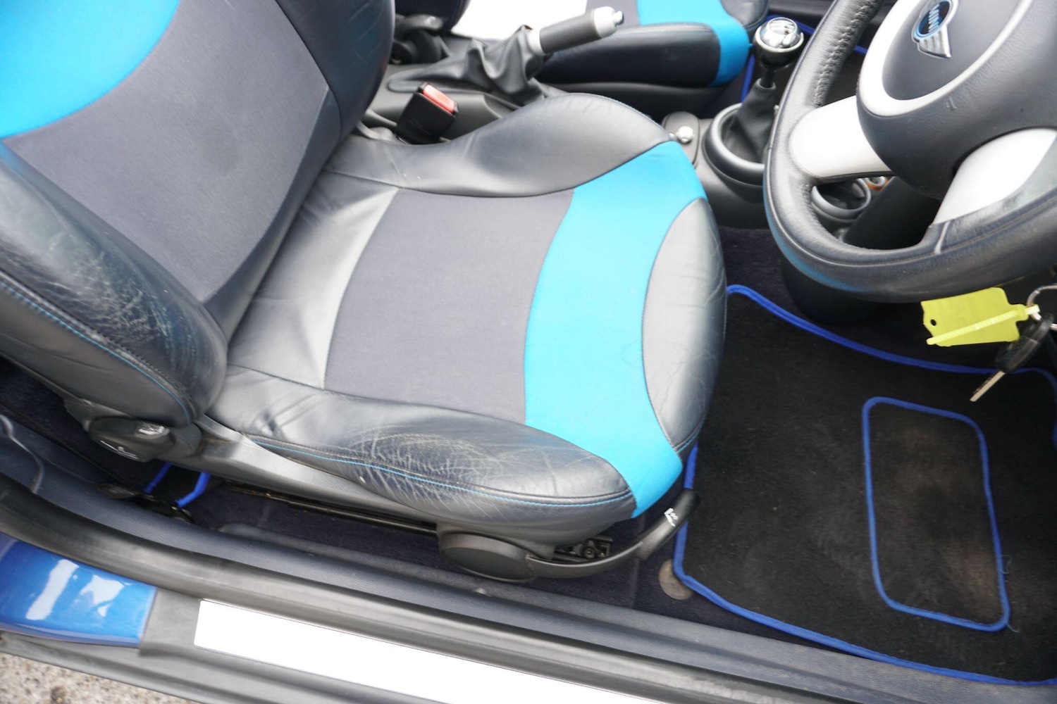 Used MINI Convertible 2008 for sale - 76991643: Photo 20