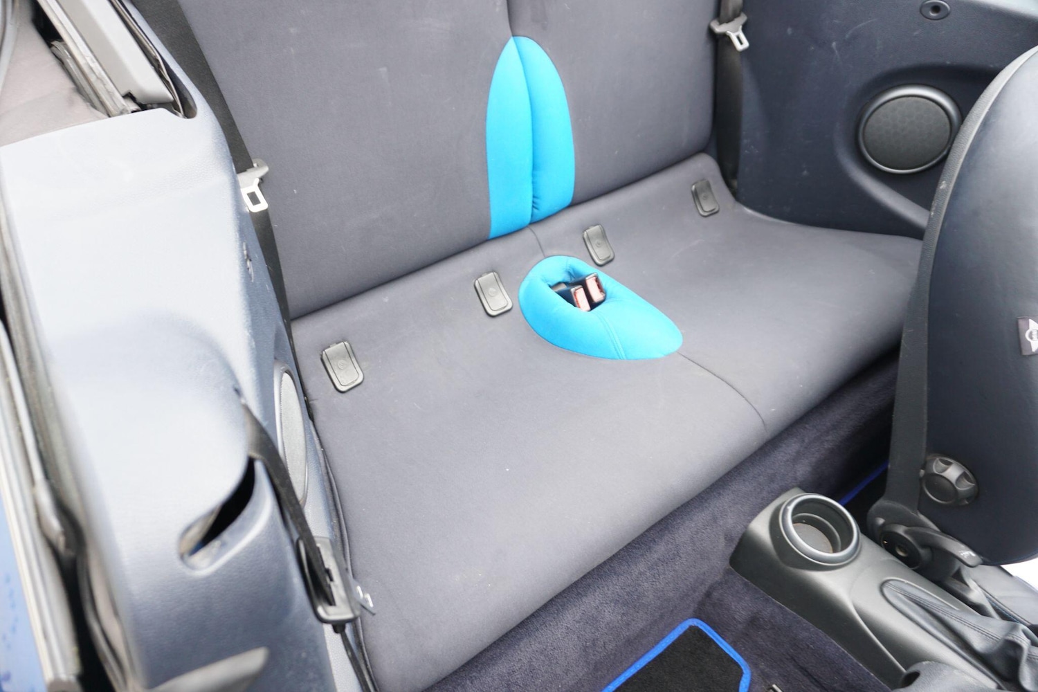 Used MINI Convertible 2008 for sale - 76991643: Photo 40