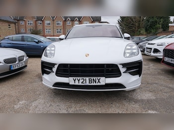 Used Porsche Macan 2021 for sale - 77387246: Photo