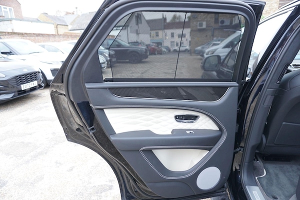 Used Bentley Bentayga 2024 for sale - 76282583: Photo 41