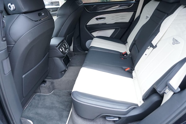 Used Bentley Bentayga 2024 for sale - 76282583: Photo 44
