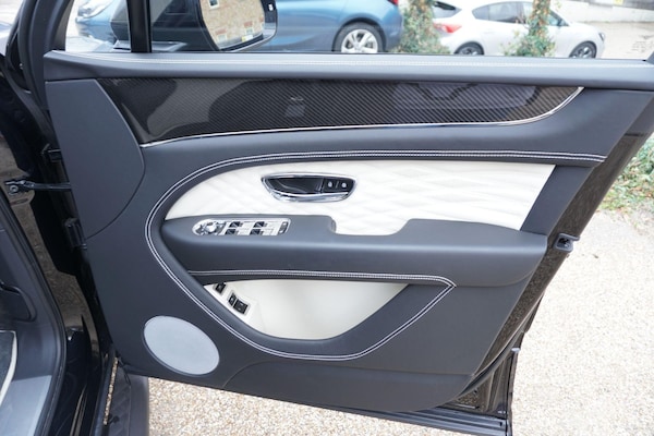 Used Bentley Bentayga 2024 for sale - 76282583: Photo 54