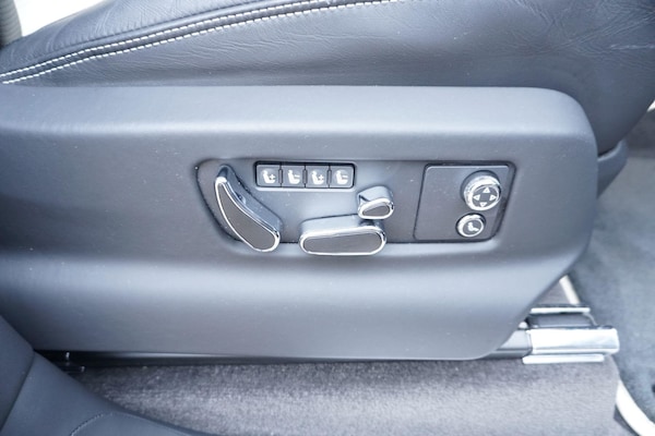 Used Bentley Bentayga 2024 for sale - 76282583: Photo 57