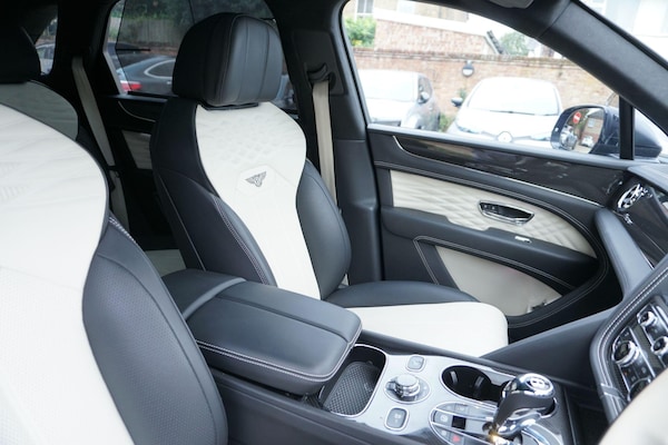 Used Bentley Bentayga 2024 for sale - 76282583: Photo 60