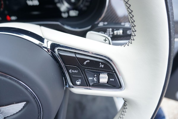 Used Bentley Bentayga 2024 for sale - 76282583: Photo 65