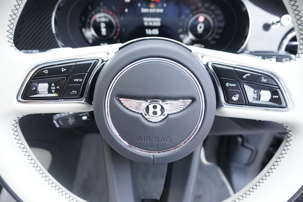 Used Bentley Bentayga 2024 for sale - 76282583: Photo 66