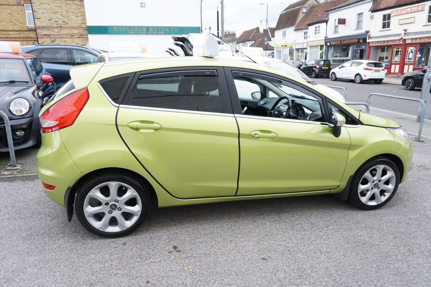 Used Ford Fiesta 2010 for sale - 76295254: Photo 14