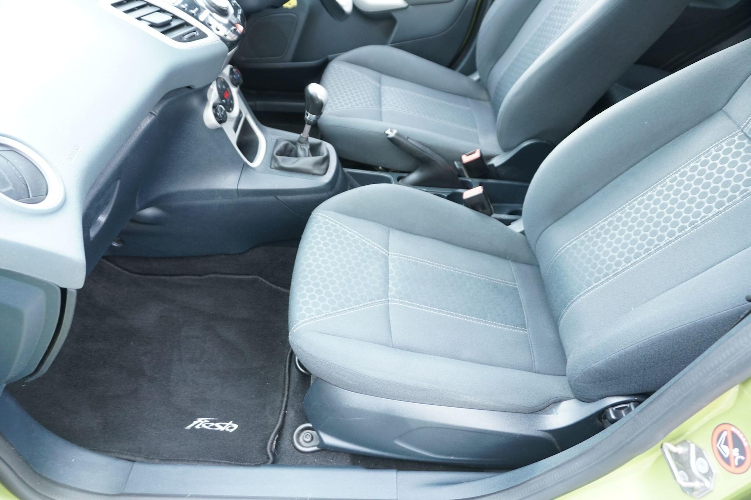 Used Ford Fiesta 2010 for sale - 76295254: Photo 46