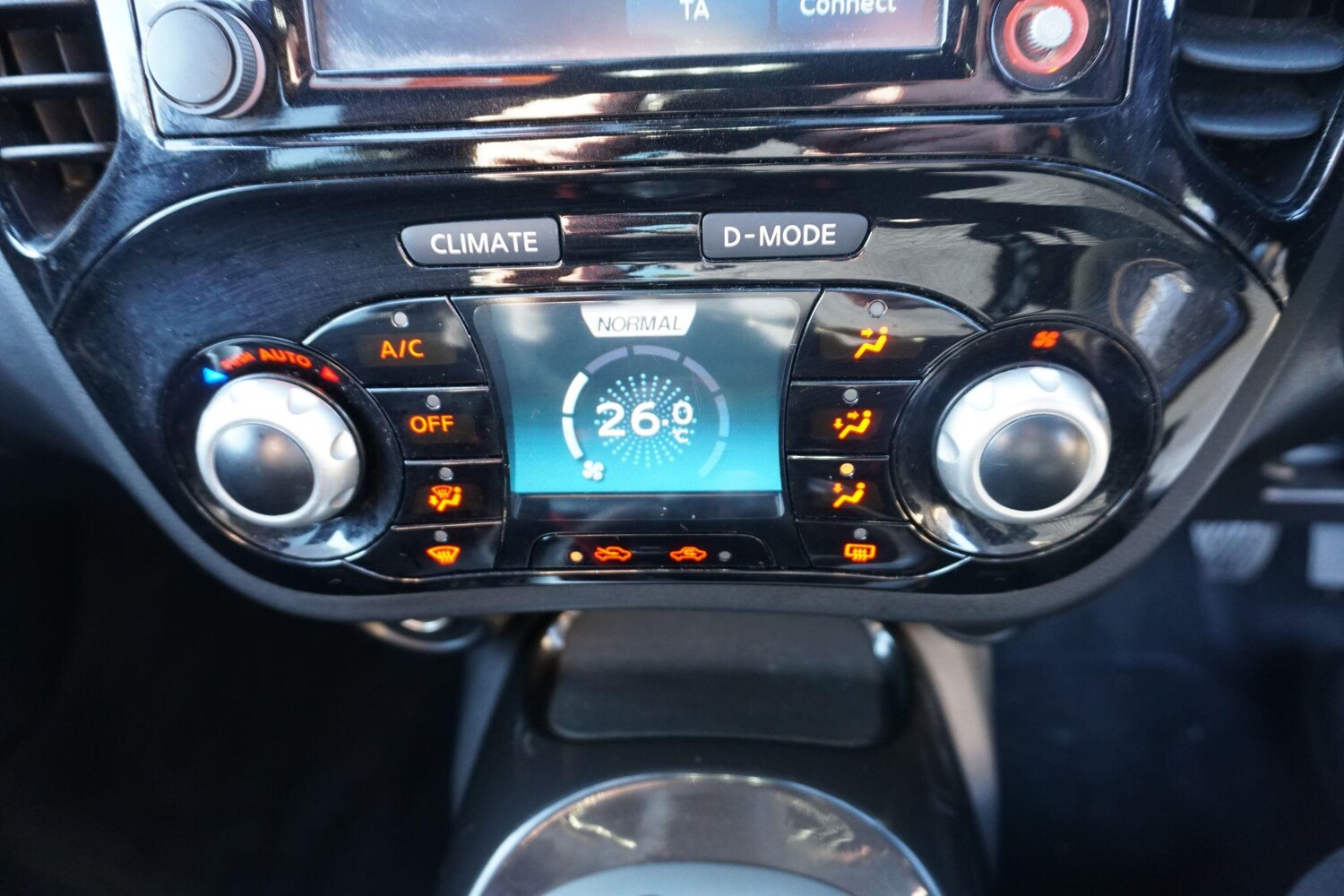 Used Nissan Juke 2015 for sale - 77722706: Photo 42