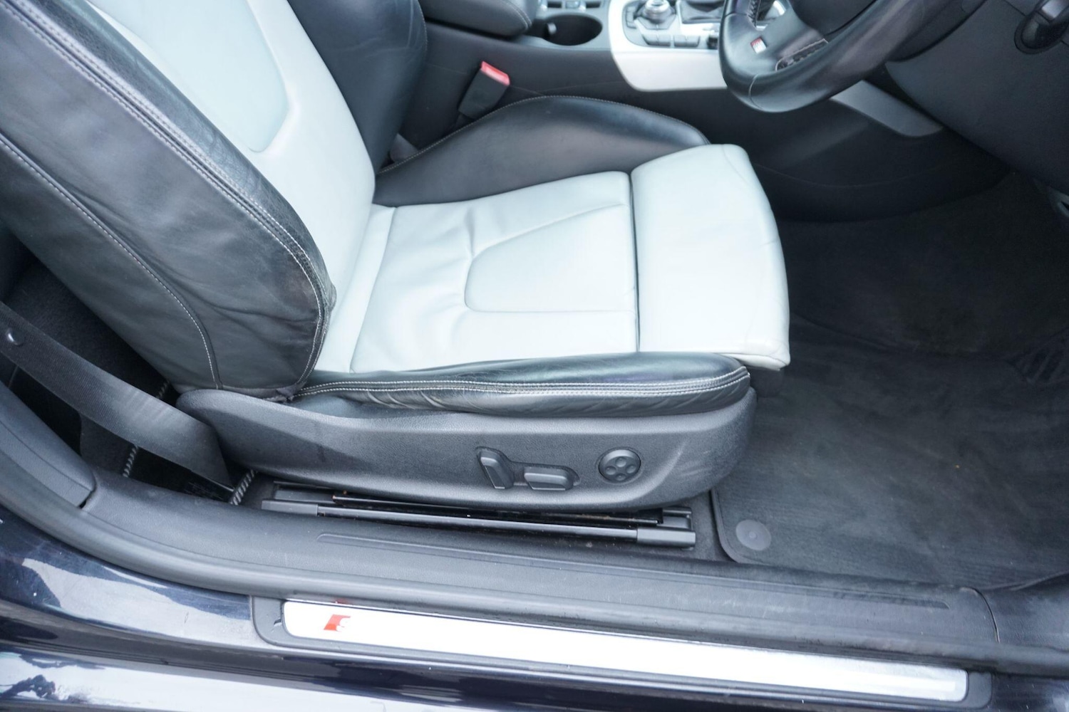 Used Audi S5 2011 for sale - 76259659: Photo 23