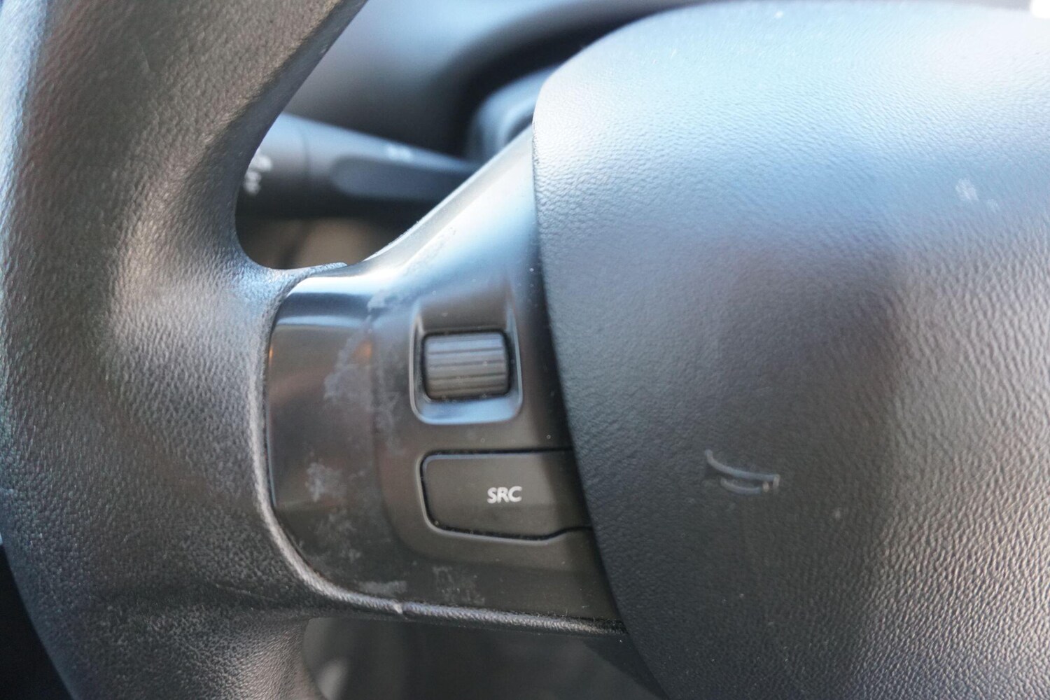 Used Peugeot 208 2012 for sale - 78156856: Photo 23