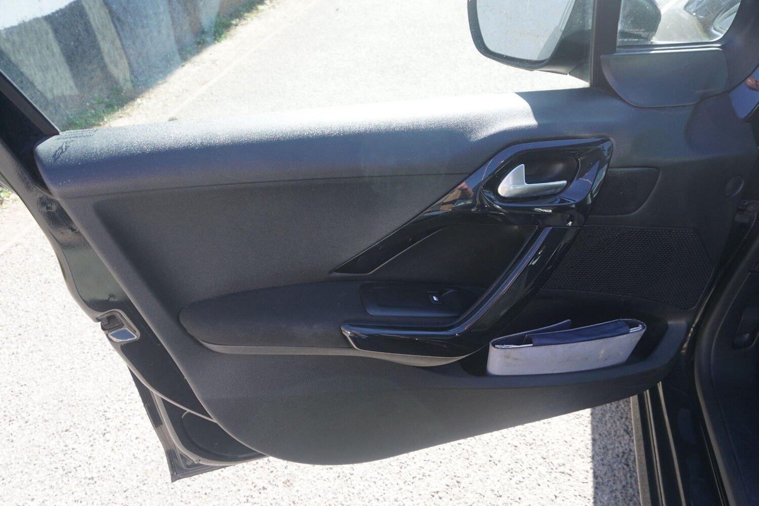 Used Peugeot 208 2012 for sale - 78156856: Photo 29