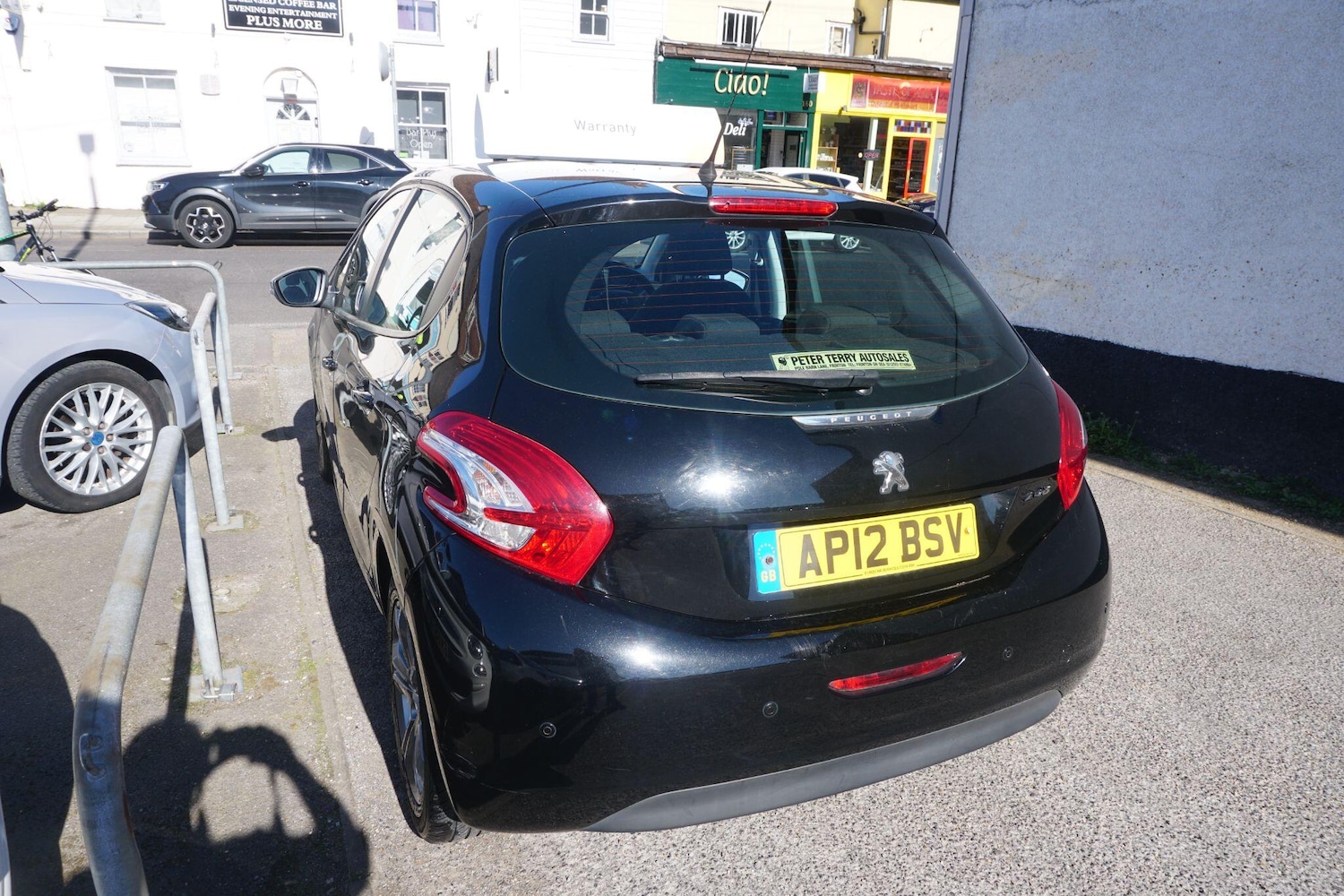 Used Peugeot 208 2012 for sale - 78156856: Photo 4