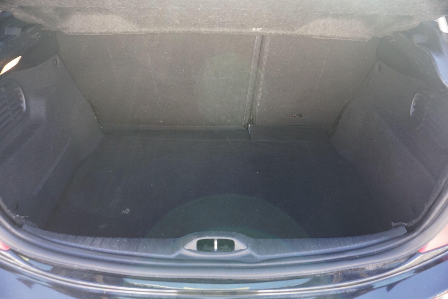 Used Peugeot 208 2012 for sale - 78156856: Photo 41