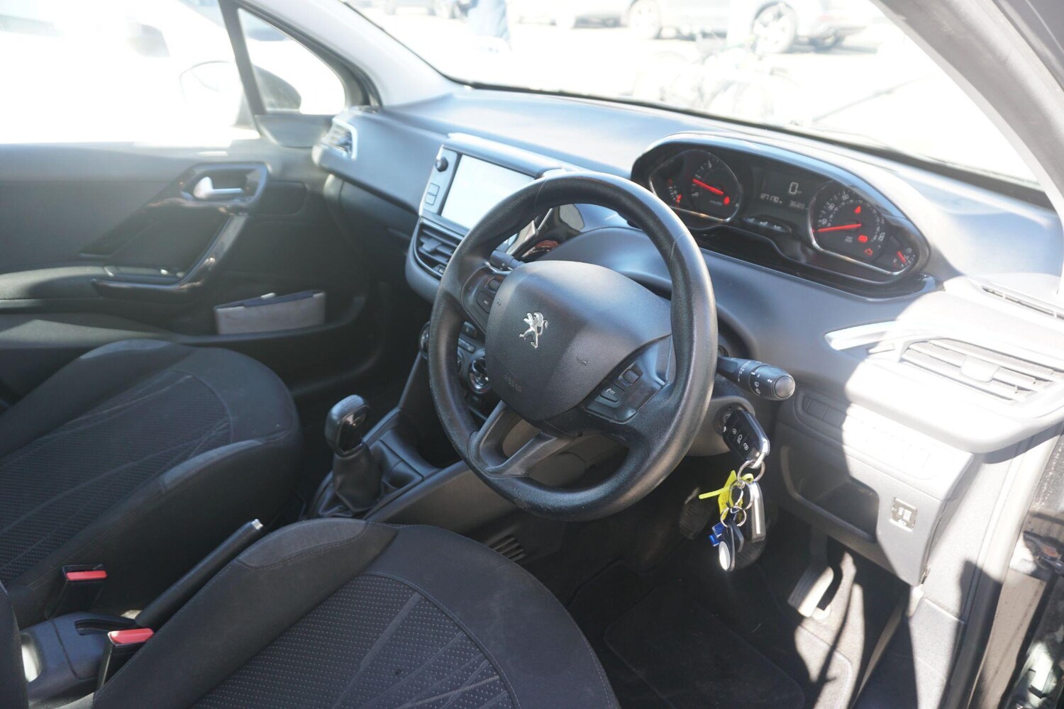 Used Peugeot 208 2012 for sale - 78156856: Photo 49