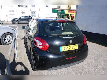 Used Peugeot 208 2012 for sale - 78156856: Photo