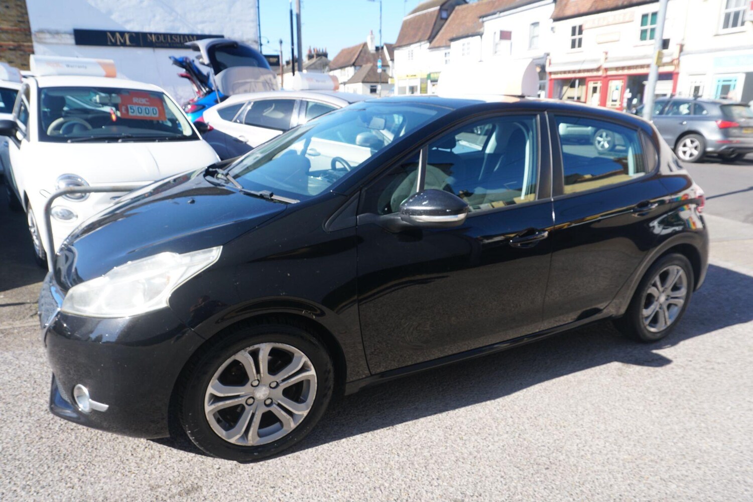 Used Peugeot 208 2012 for sale - 78156856: Photo 6