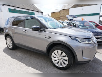 Used Land Rover Discovery Sport 2020 for sale - 76993738: Photo