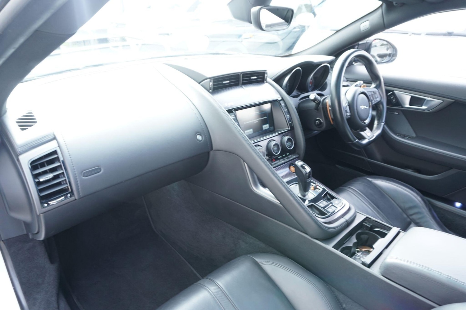 Used Jaguar F-Type for sale - 76989344: Photo 19