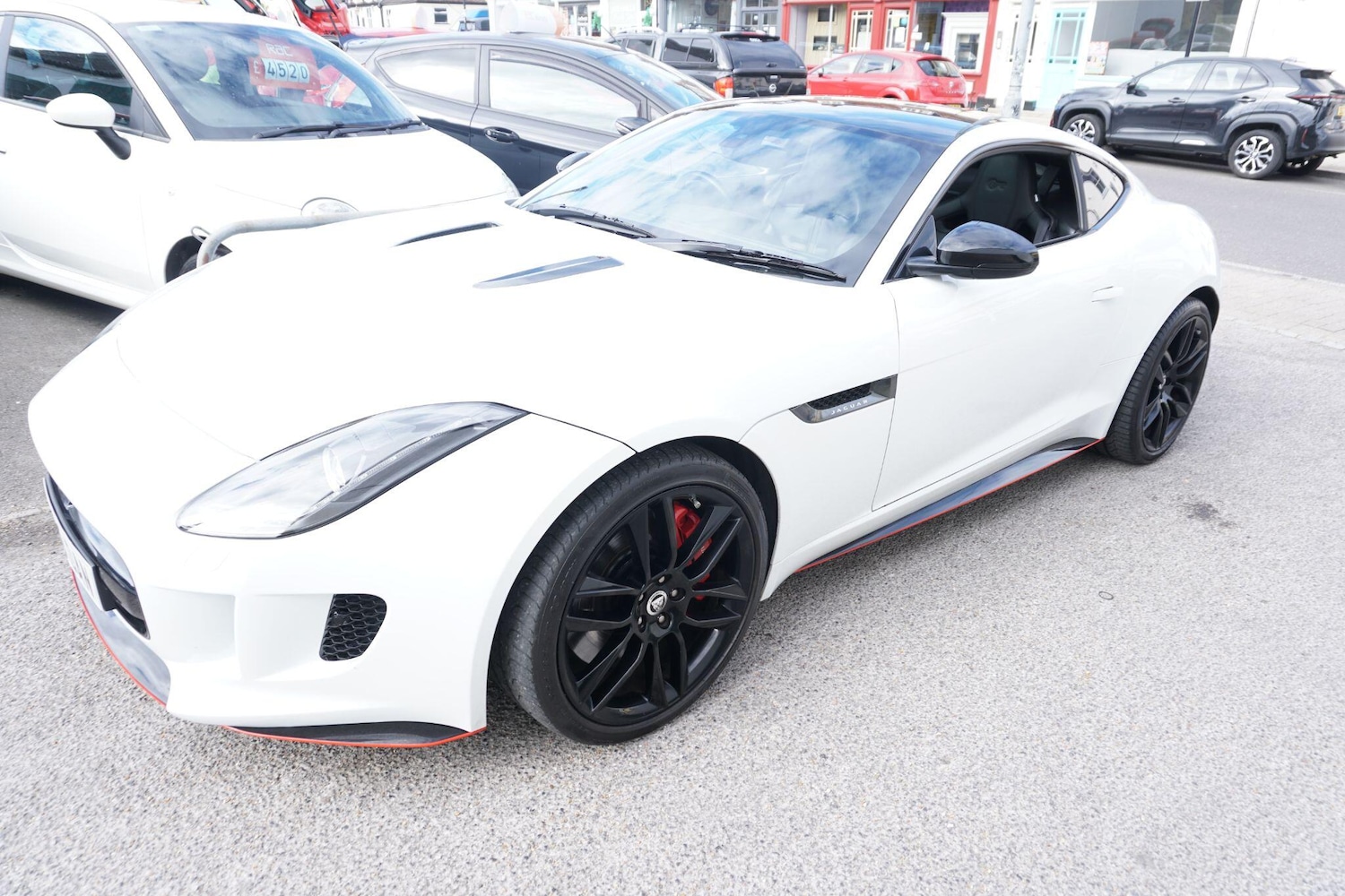 Used Jaguar F-Type for sale - 76989344: Photo 4