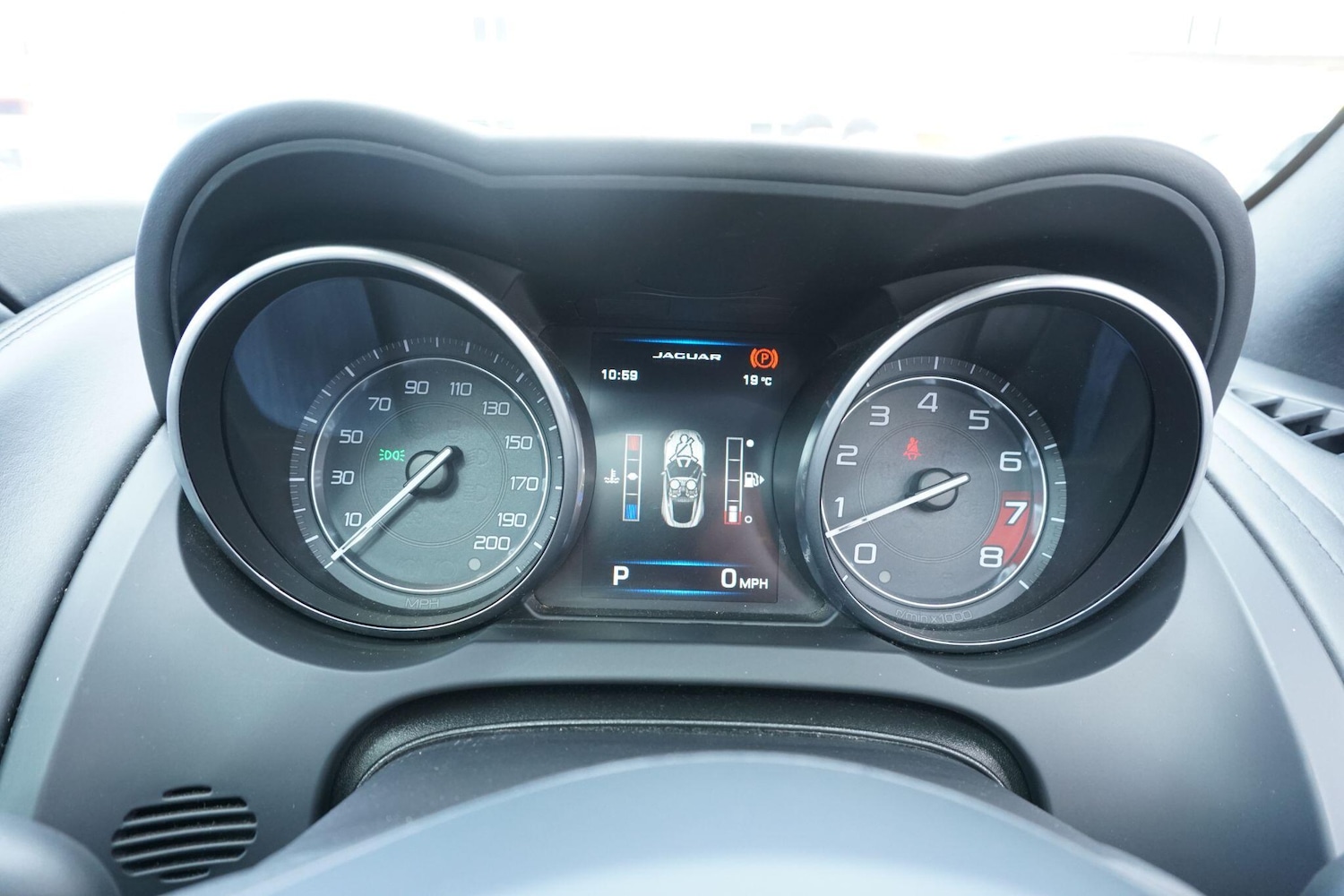 Used Jaguar F-Type for sale - 76989344: Photo 40