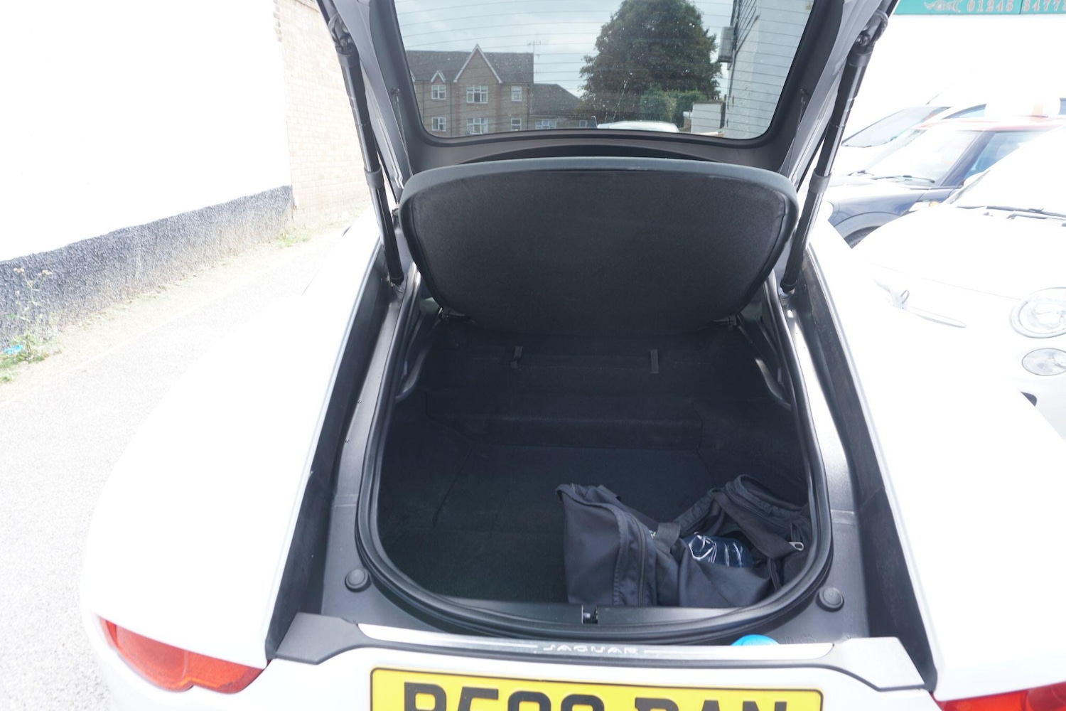 Used Jaguar F-Type for sale - 76989344: Photo 43