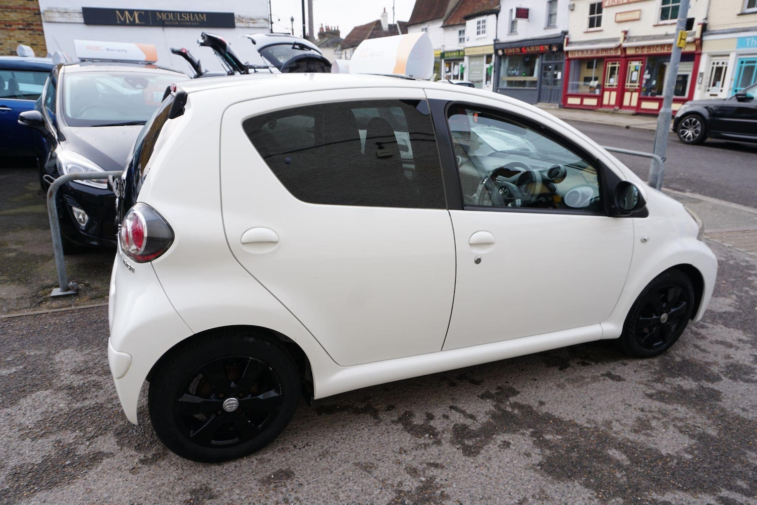Used Toyota AYGO 2013 for sale - 77331142: Photo 10