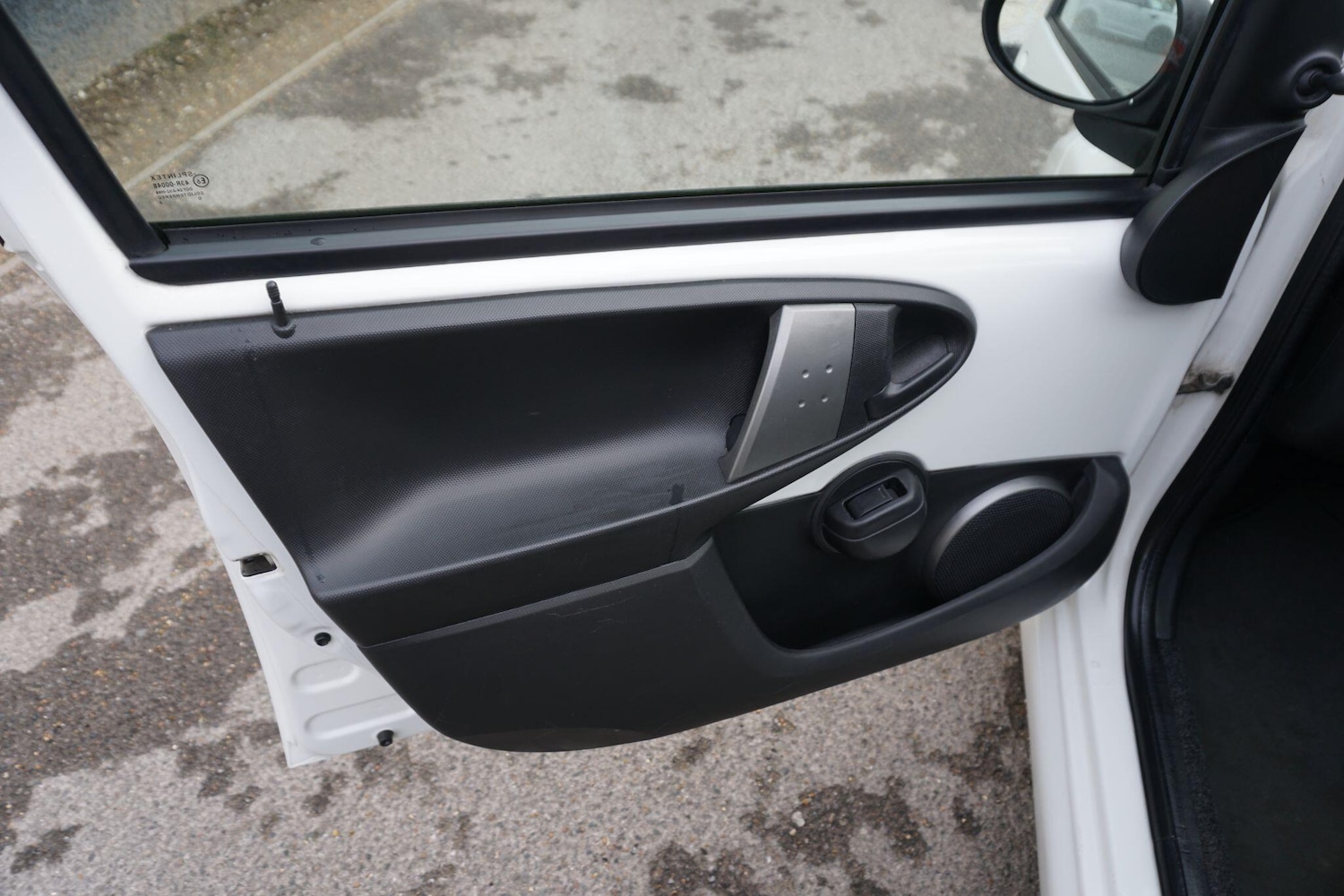 Used Toyota AYGO 2013 for sale - 77331142: Photo 26