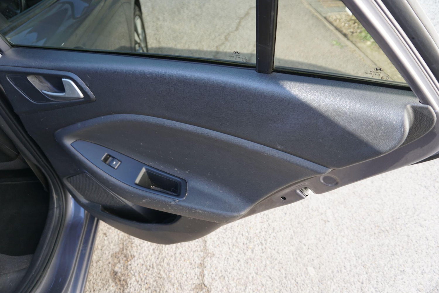 Used Hyundai i20 2017 for sale - 77957773: Photo 19