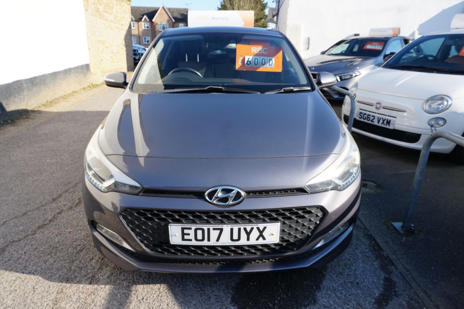 Used Hyundai i20 2017 for sale - 77957773: Photo 2