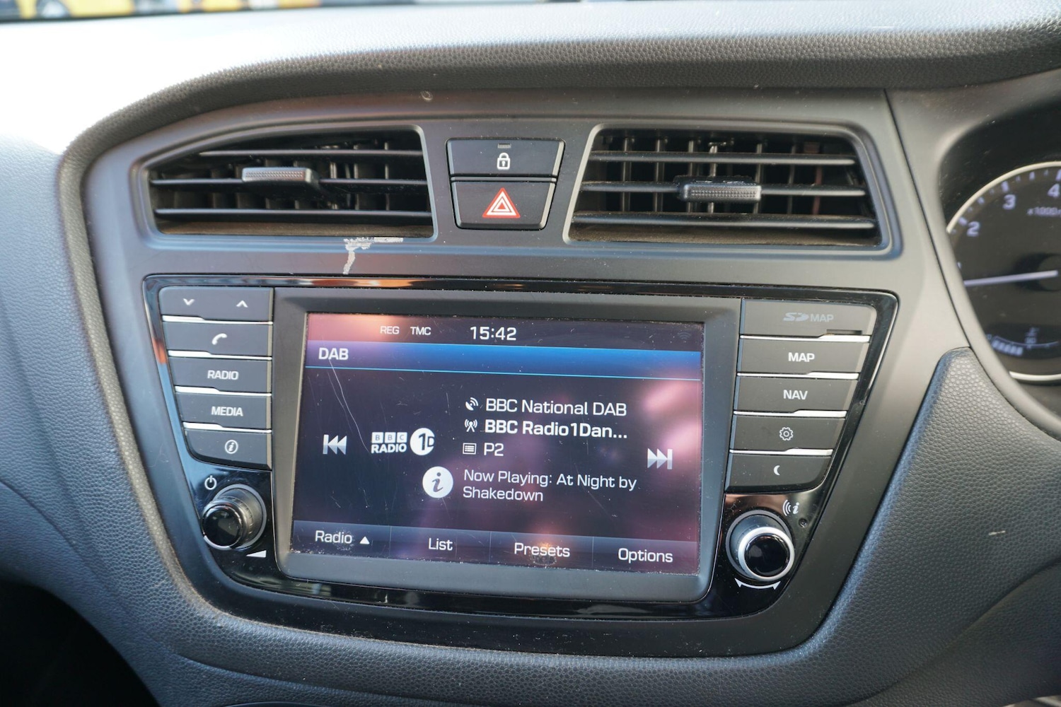 Used Hyundai i20 2017 for sale - 77957773: Photo 29