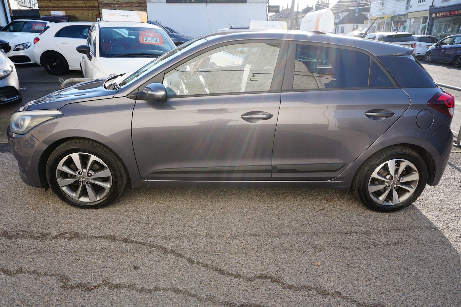 Used Hyundai i20 2017 for sale - 77957773: Photo 7