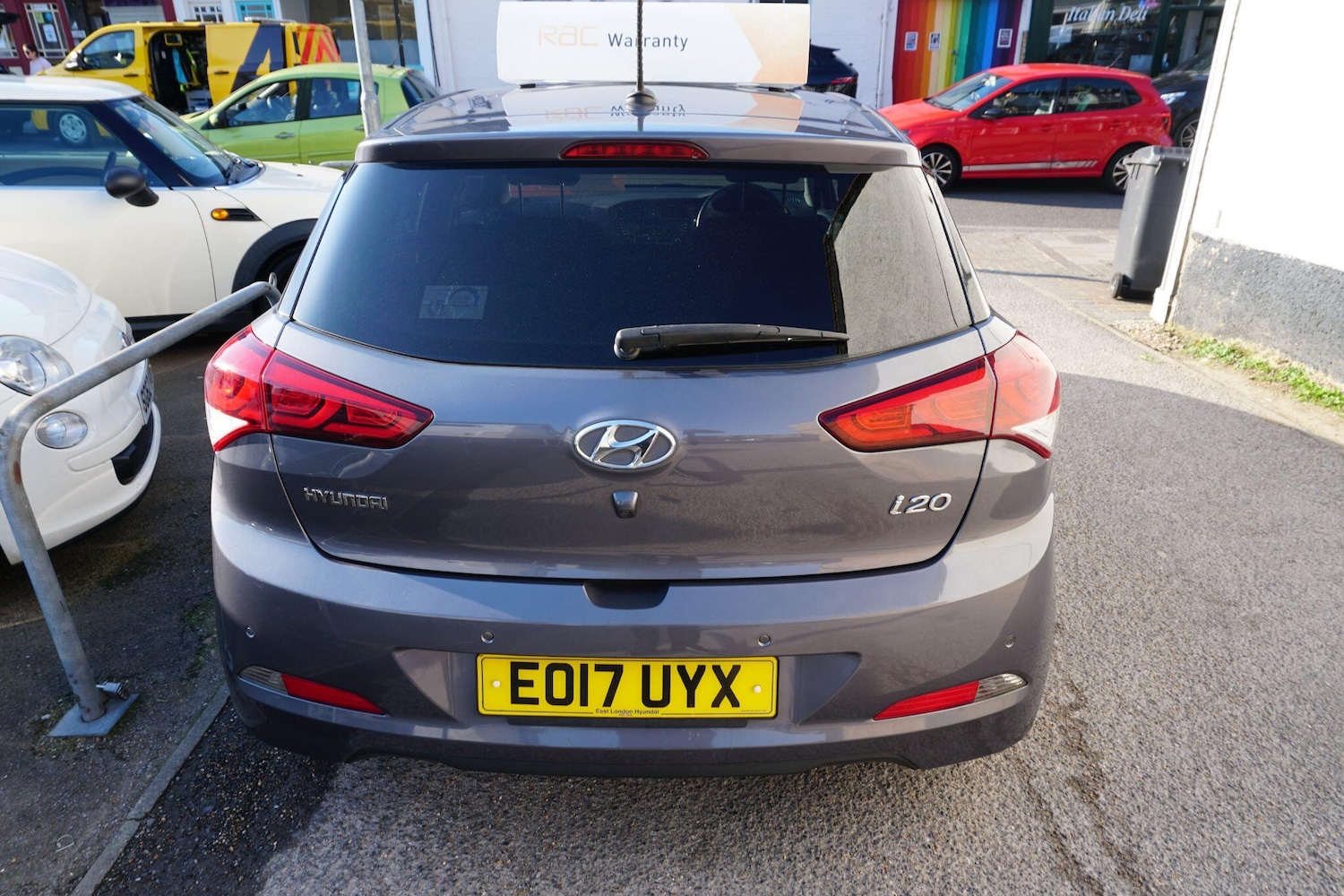 Used Hyundai i20 2017 for sale - 77957773: Photo 9