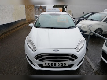 Used Ford Fiesta 2016 for sale - 77637788: Photo