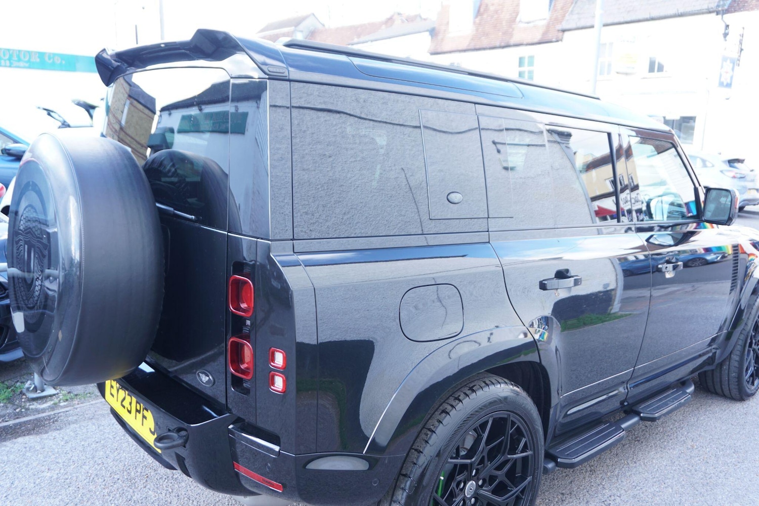 Used Land Rover Defender 110 2023 for sale - 76381190: Photo 21