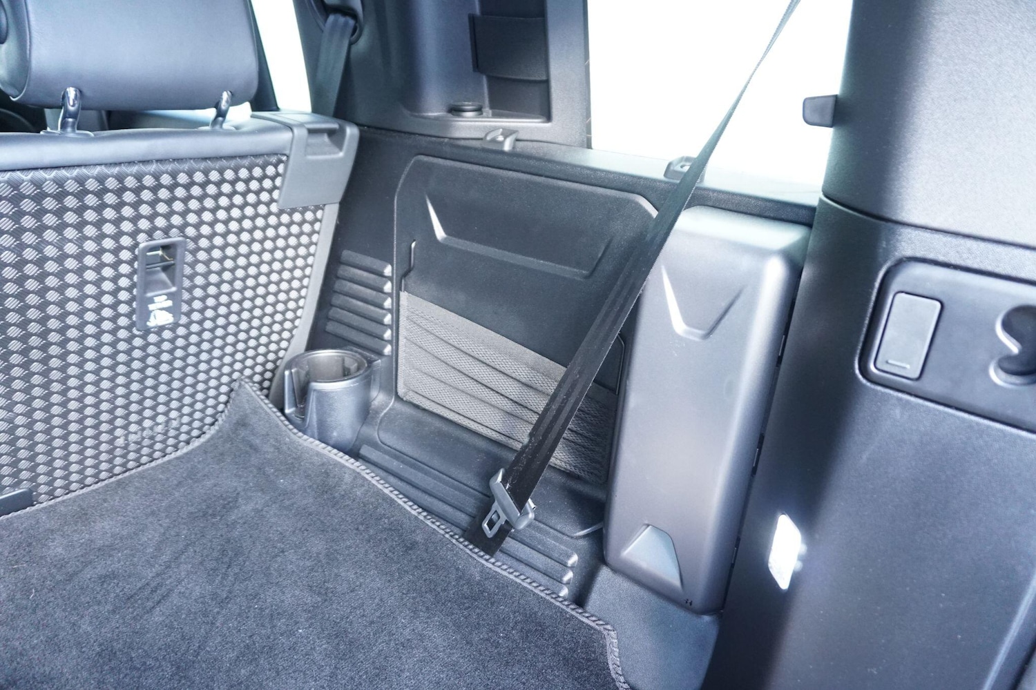 Used Land Rover Defender 110 2023 for sale - 76381190: Photo 27