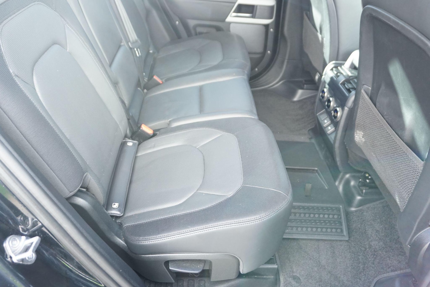 Used Land Rover Defender 110 2023 for sale - 76381190: Photo 28