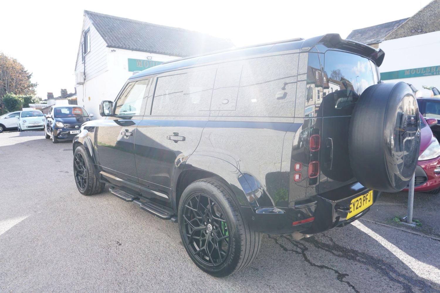 Used Land Rover Defender 110 2023 for sale - 76381190: Photo 4