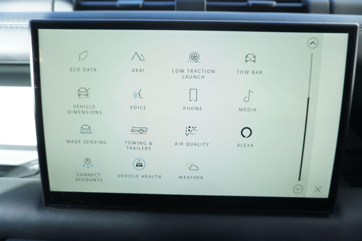 Used Land Rover Defender 110 2023 for sale - 76381190: Photo 61