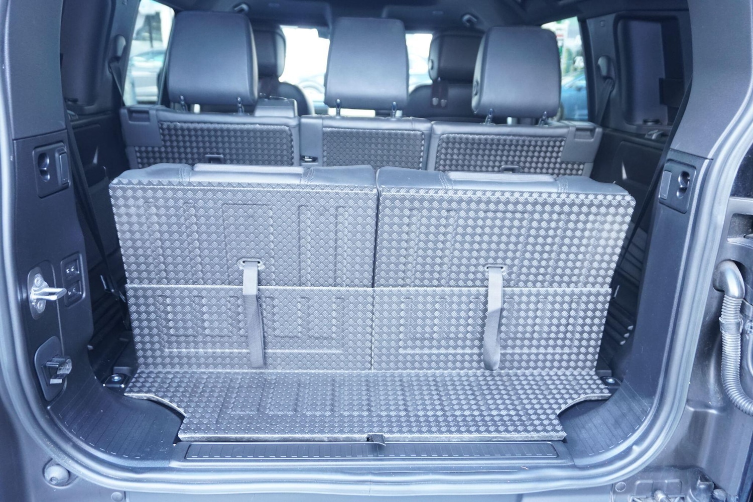 Used Land Rover Defender 110 2023 for sale - 76381190: Photo 65