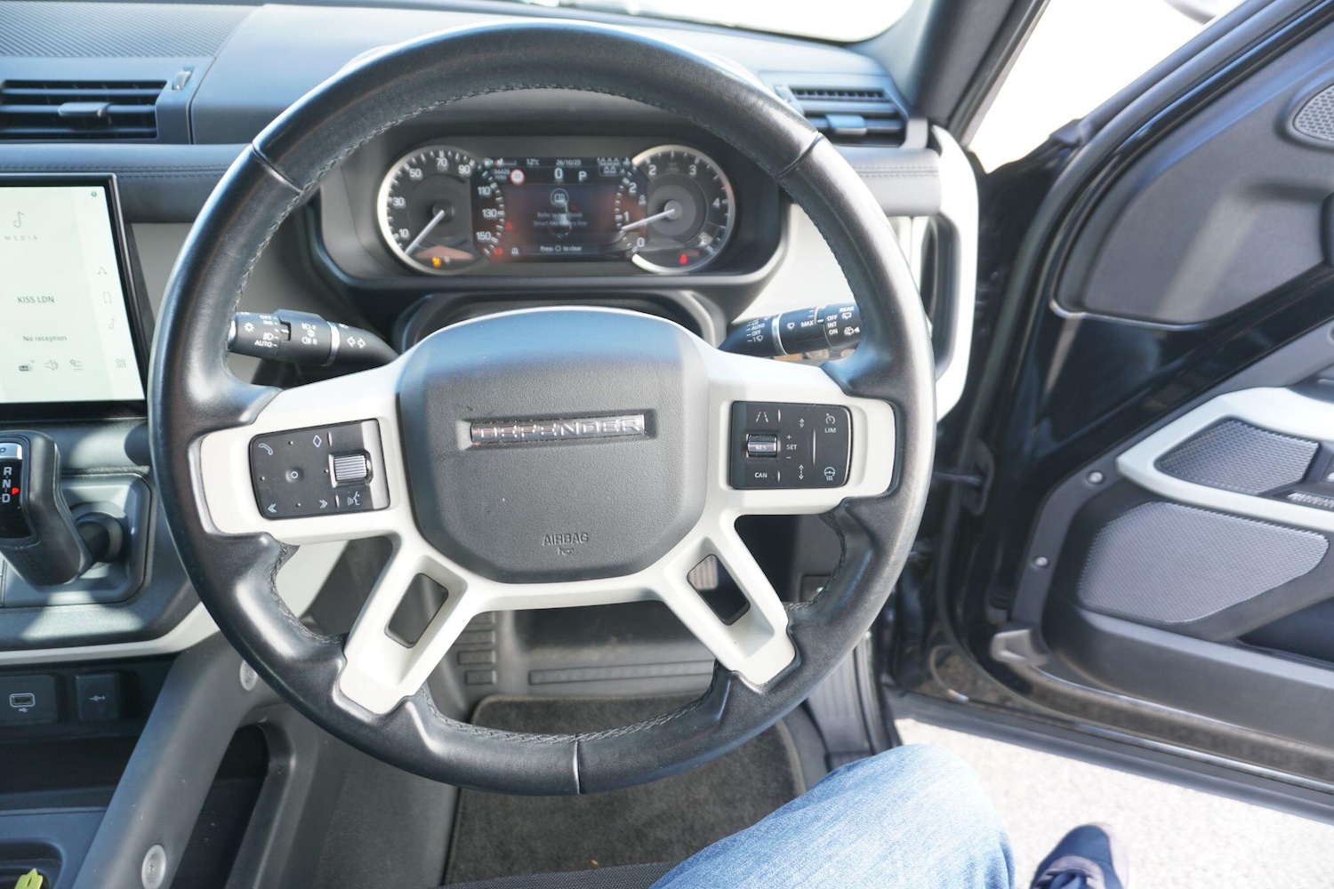 Used Land Rover Defender 110 2023 for sale - 76381190: Photo 66