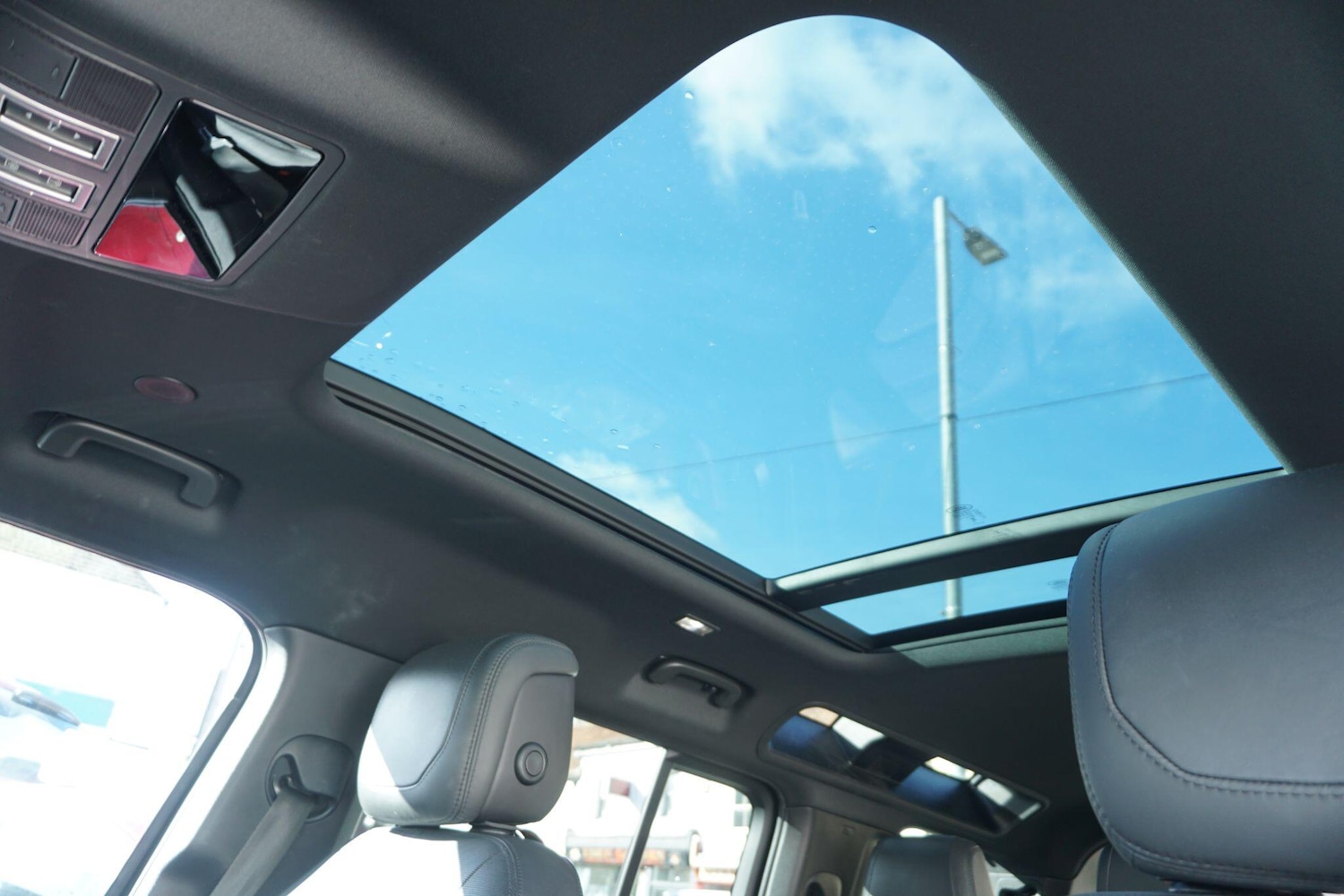 Used Land Rover Defender 110 2023 for sale - 76381190: Photo 70