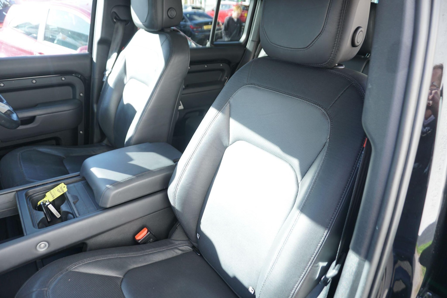 Used Land Rover Defender 110 2023 for sale - 76381190: Photo 71