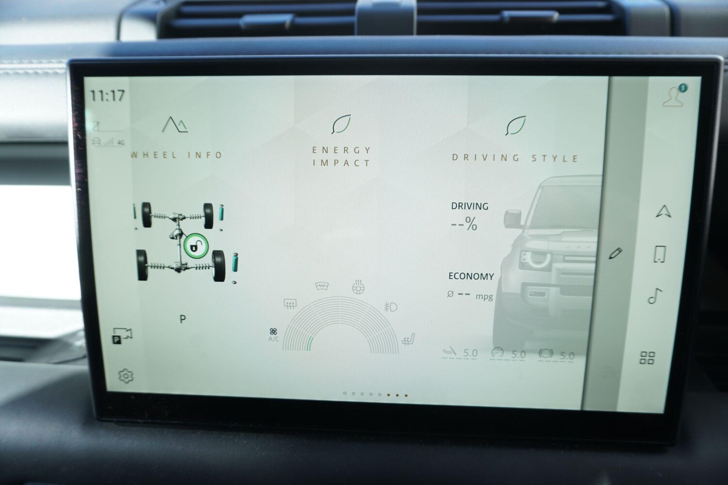 Used Land Rover Defender 110 2023 for sale - 76381190: Photo 91