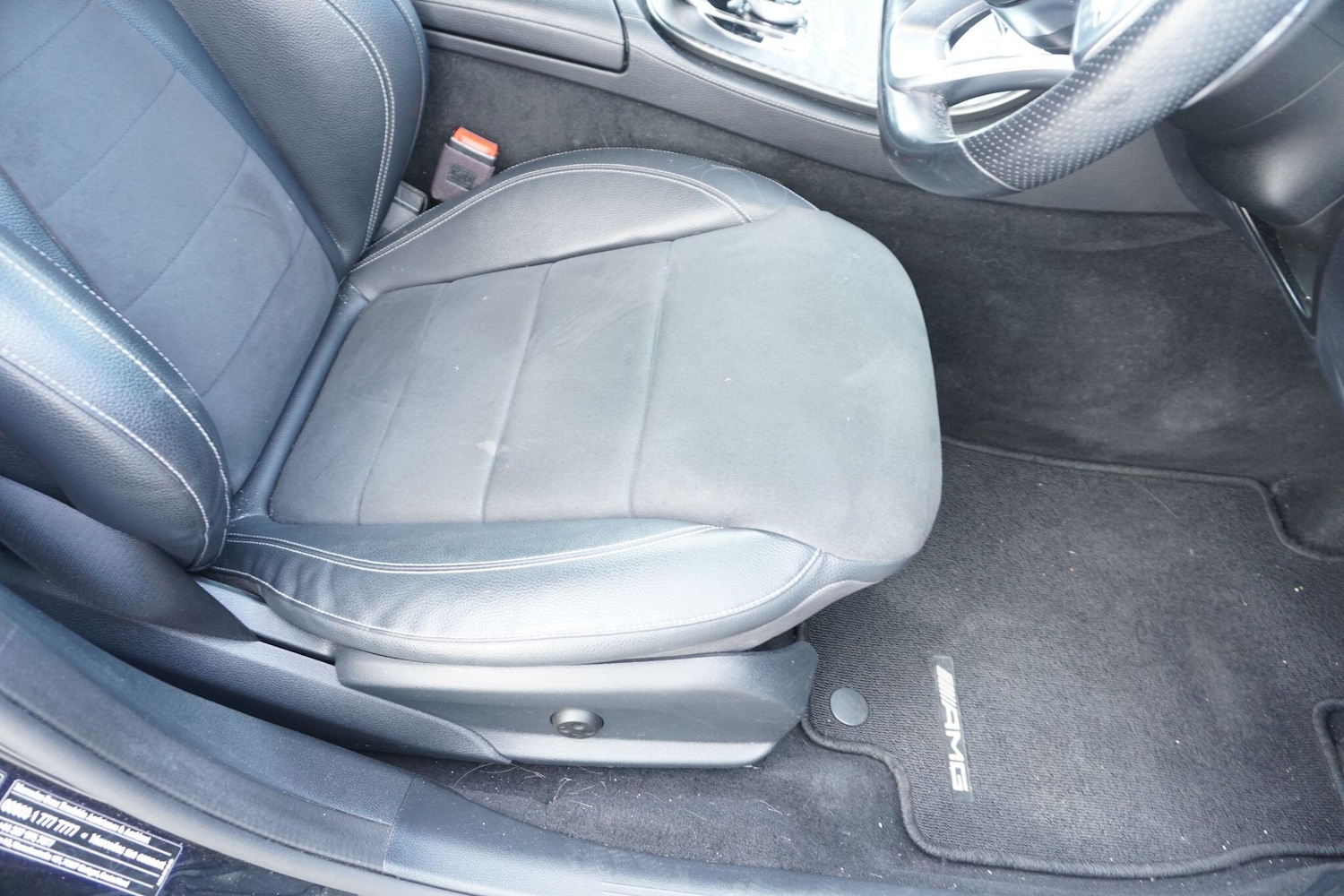 Used Mercedes-Benz E Class for sale - 76729030: Photo 21