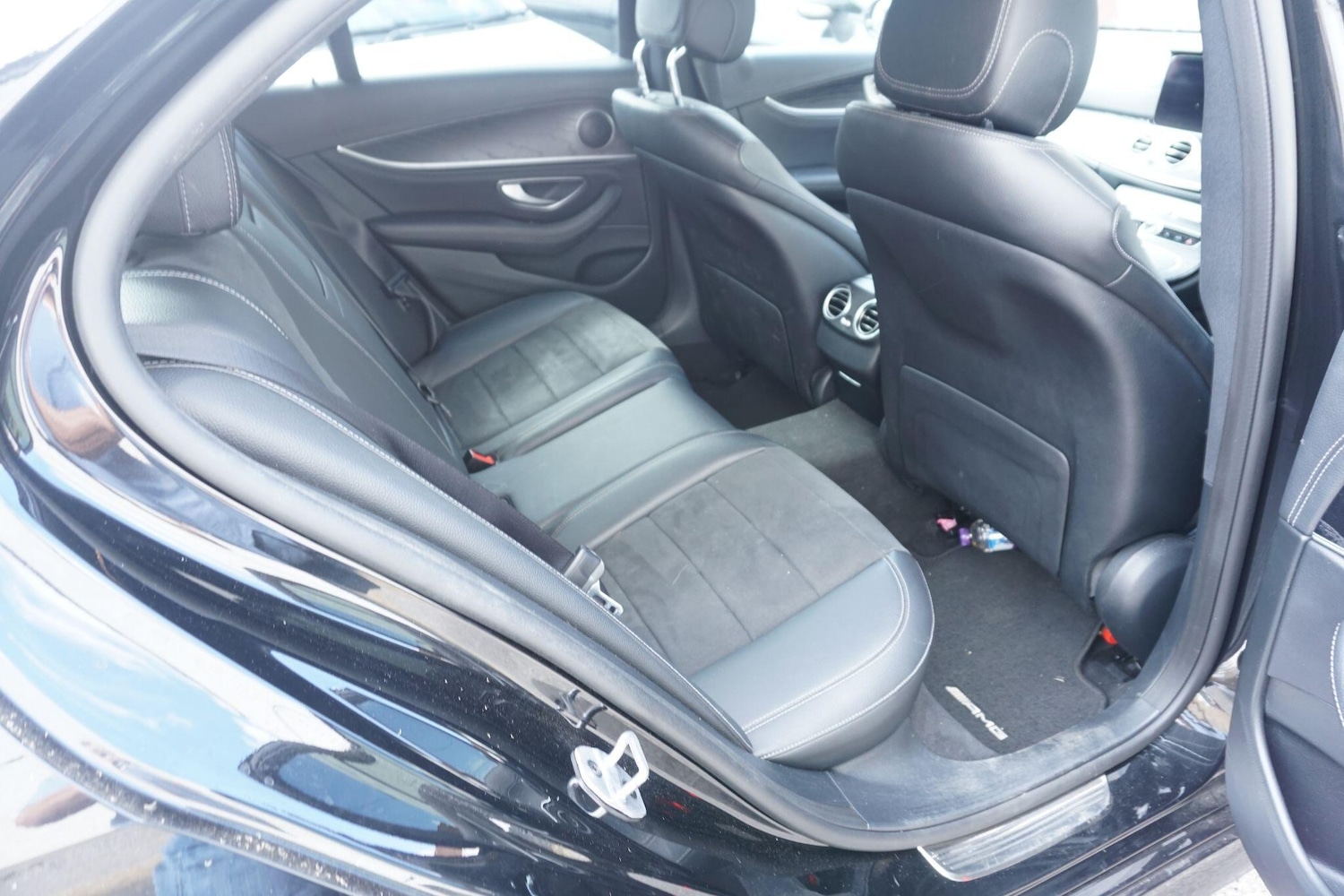 Used Mercedes-Benz E Class for sale - 76729030: Photo 24