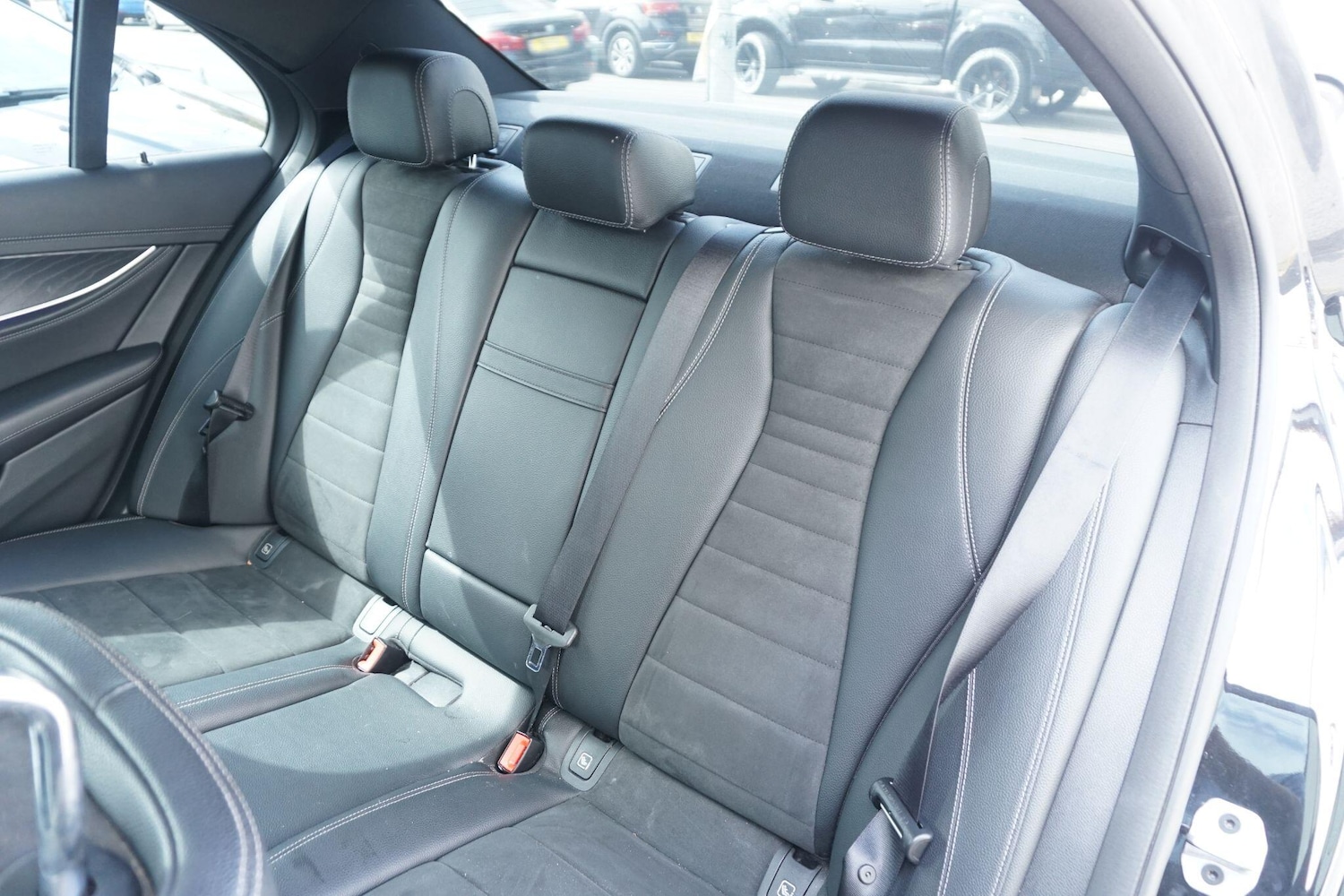 Used Mercedes-Benz E Class for sale - 76729030: Photo 27