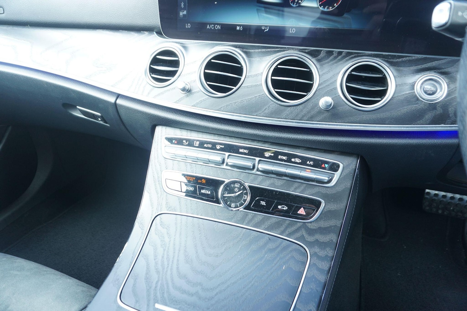 Used Mercedes-Benz E Class for sale - 76729030: Photo 32