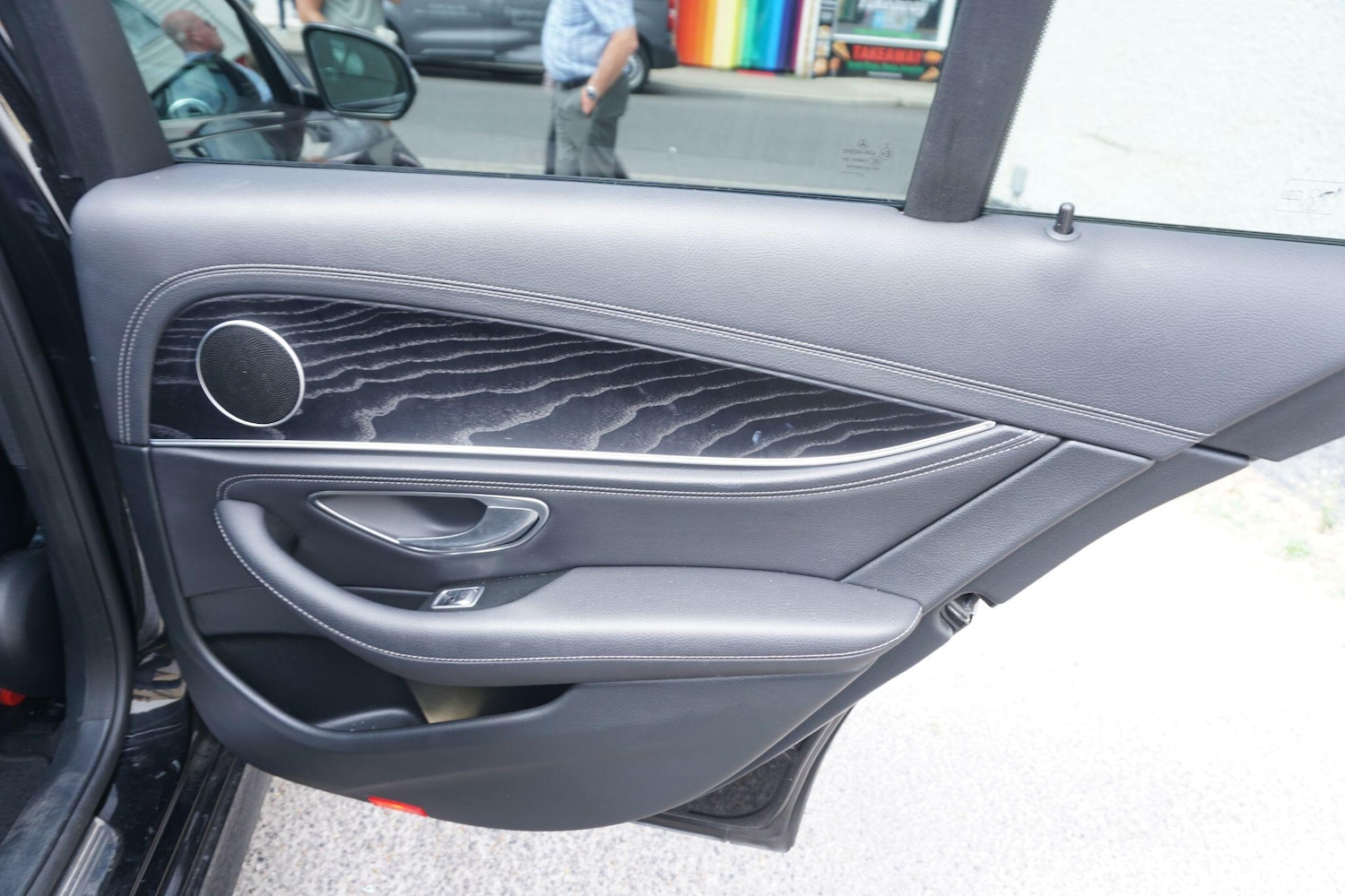 Used Mercedes-Benz E Class for sale - 76729030: Photo 35